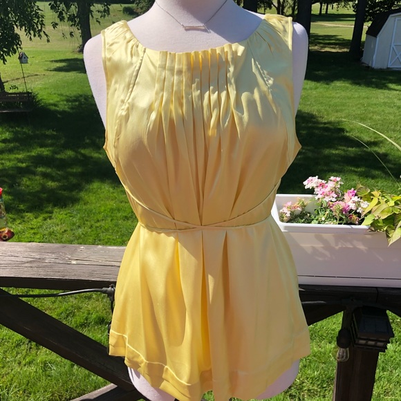bcbg yellow top